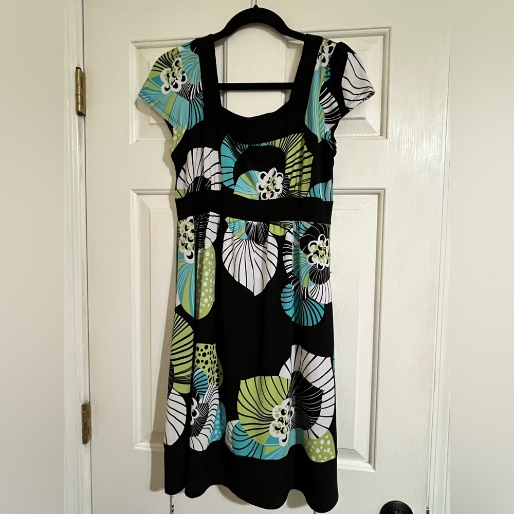 Short sleeved, square neck midi dress, XL